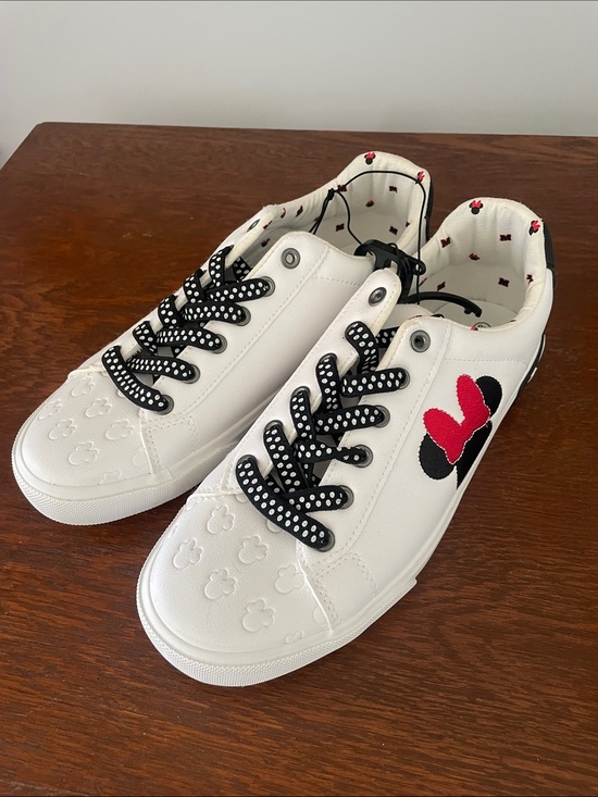 upground Shoes - White womens Minnie Mouse sneakers new size 8.5 and 9.5